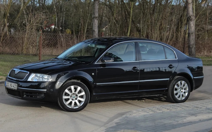 Skoda Superb cena 19900 przebieg: 240000, rok produkcji 2008 z Ciechanów małe 379